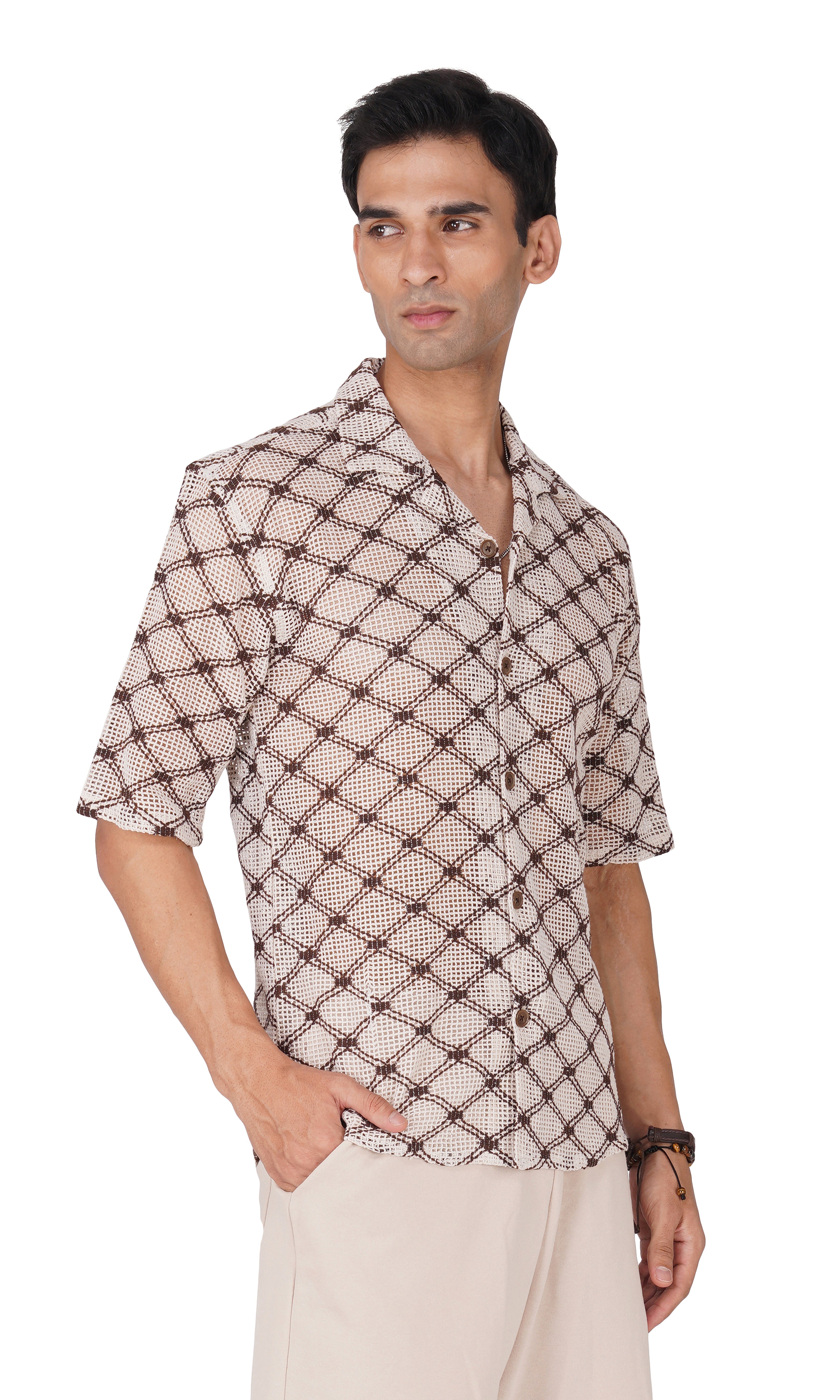 RYON OFF WHITE AND BROWN CHECK HALF SLEEVE CAMP COLLAR CROCHET SHIRT